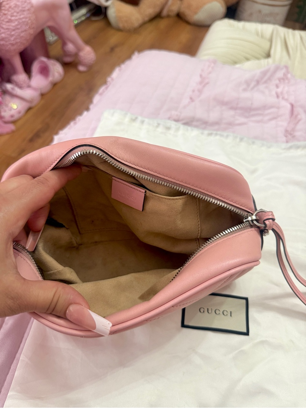 Authentic Gucci GG marmont leather handbag - Picture 6 of 6